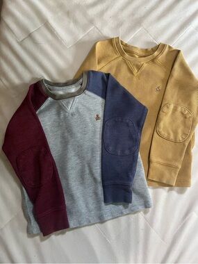 GAP Boys 2 Long Sleeve Raglan Tops Size 5